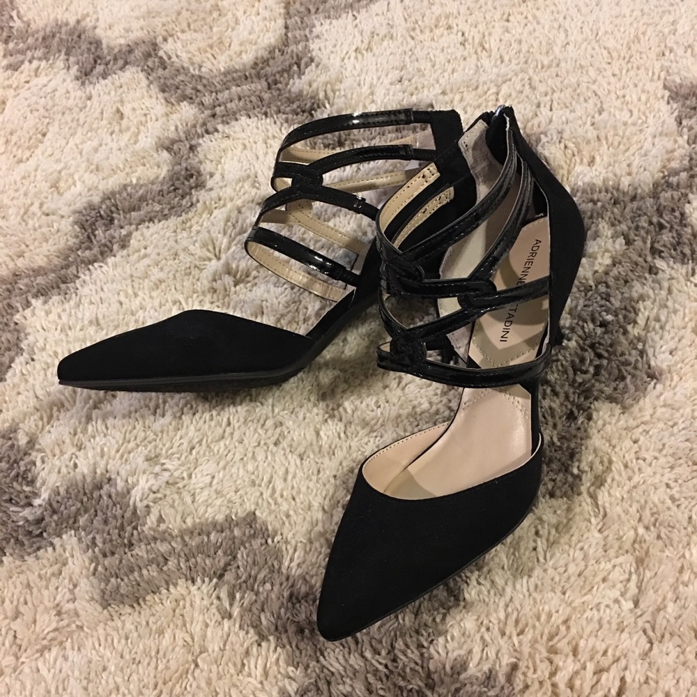 Adrienne Vittadini suede pumps